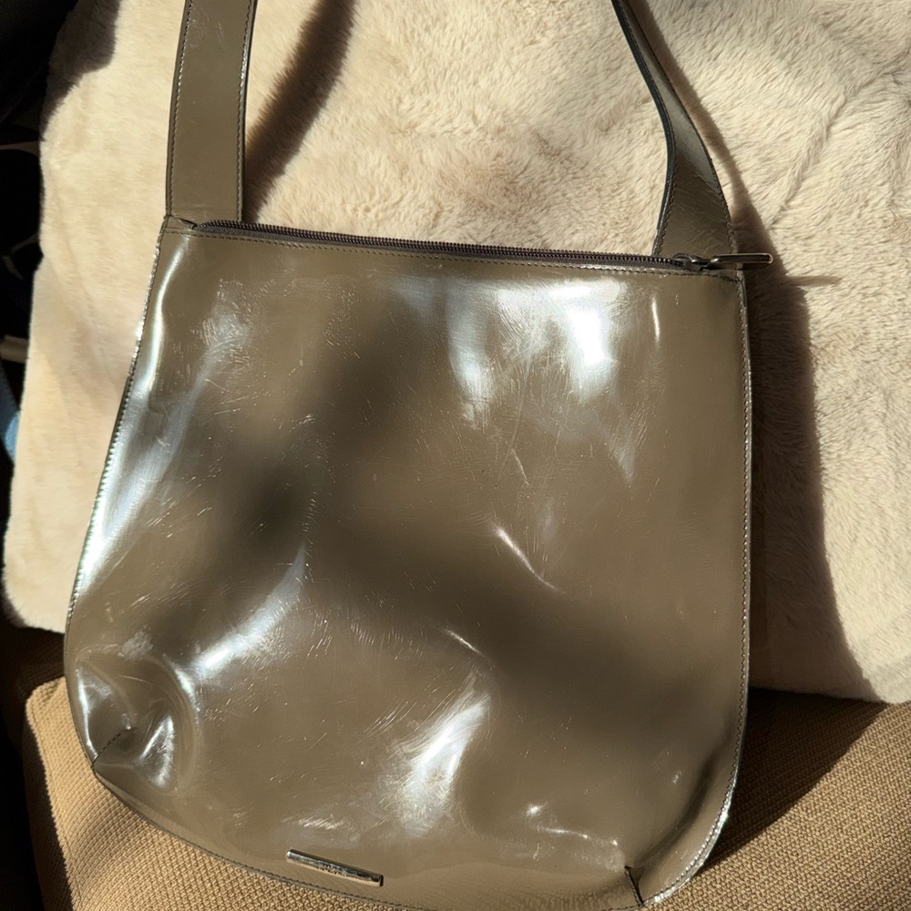 Furla Classic -Elegant Tan Leather Shoulder Bag-Make me an offer!!